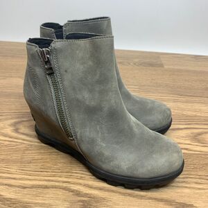 SOREL Joan of Arctic ll Wedge Zip Gray Ankle Boots Leather Size 6.5 Women’s